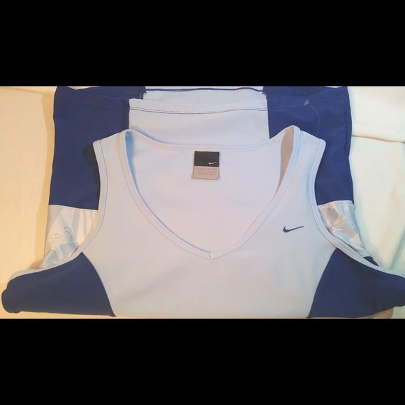 Womens Nike Sport Performance Blue Tank Top Sz L - Picture 7 of 7